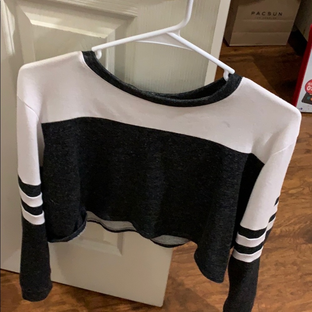 Sweater form Q